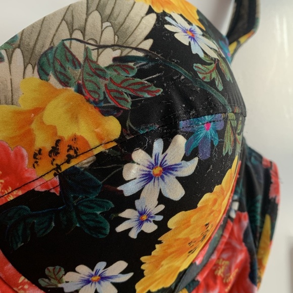 Torrid wings & floral peplum vixen collection swimsuit \ plus size 2x - Picture 8 of 10